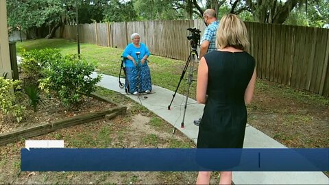 Woman who once struggled to collect unemployment donates $200 to another out-of-work Floridian in need