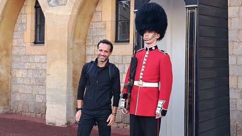 Windsor castle guard return #windsorcastle