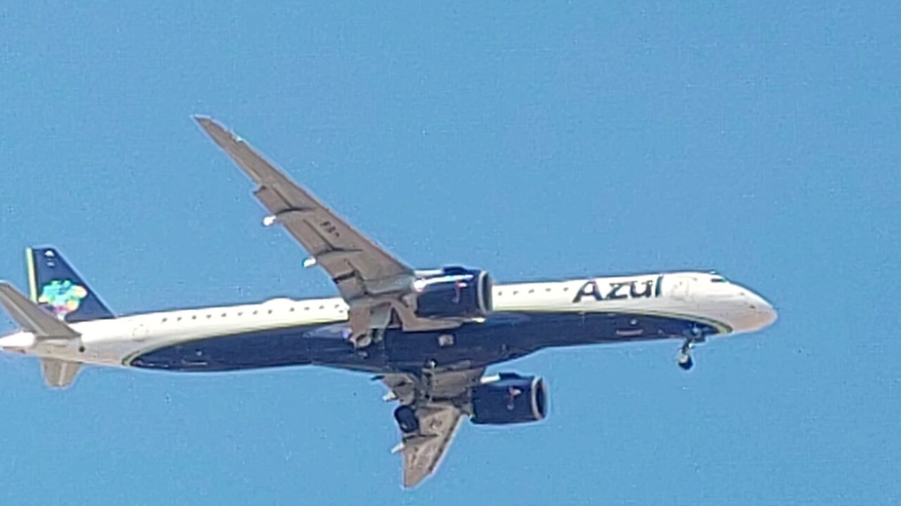 Embraer 195 E2 PS-AEL coming from Recife to Fortaleza
