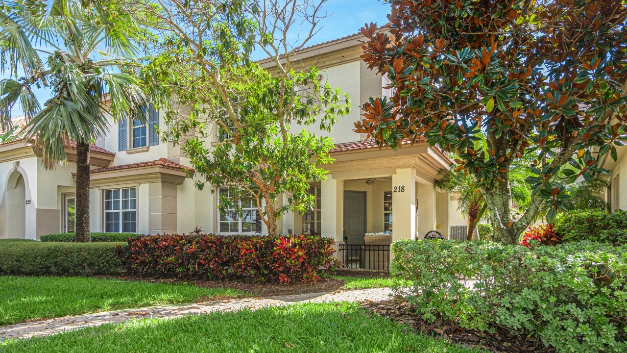 218 Evergrene Pkwy #B