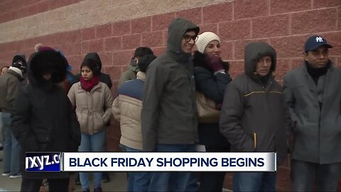 Metro Detroiters kick off holiday shopping with 'Black Friday Eve'