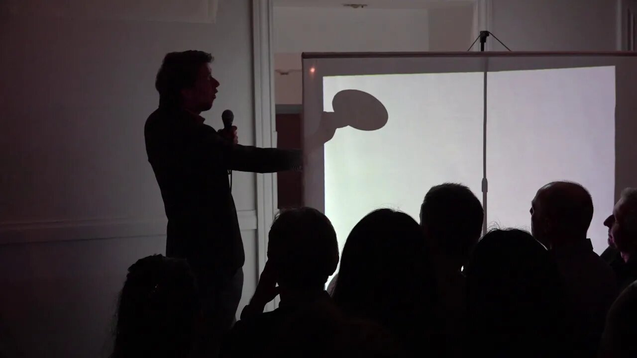 Physics in the Pub - Galaxy Shadow Puppetry