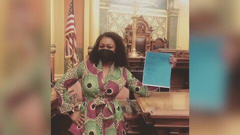 Bill would bar discrimination against natural hair