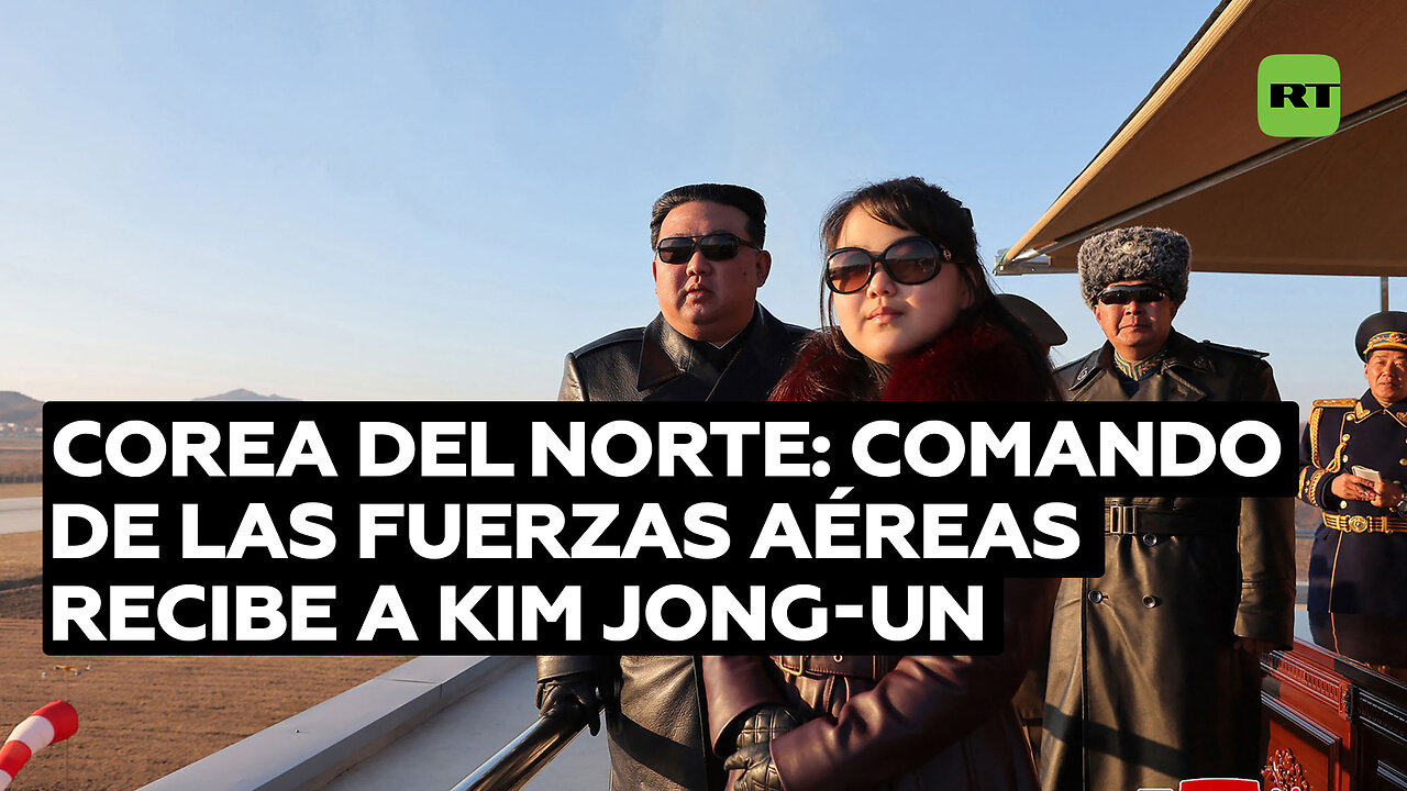 Kim Jong-un visita una base aérea norcoreana con su hija