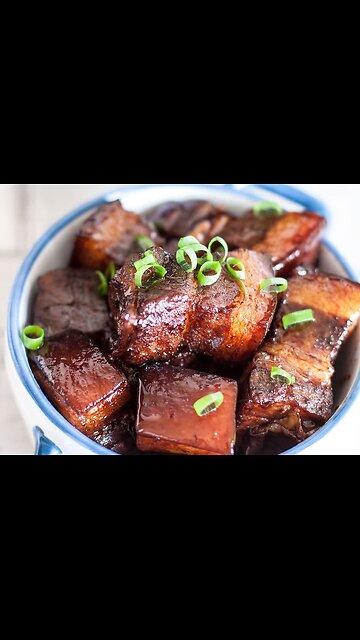 Chinese Red Braised Pork Belly 中国红烧肉