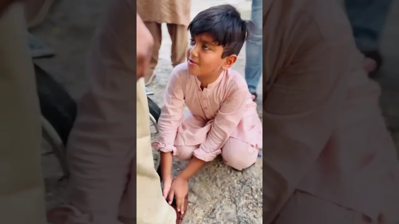 Akhir bachay nay police walay kay face pay ink kyou Dali part 1 #summerofshorts #suspense #police