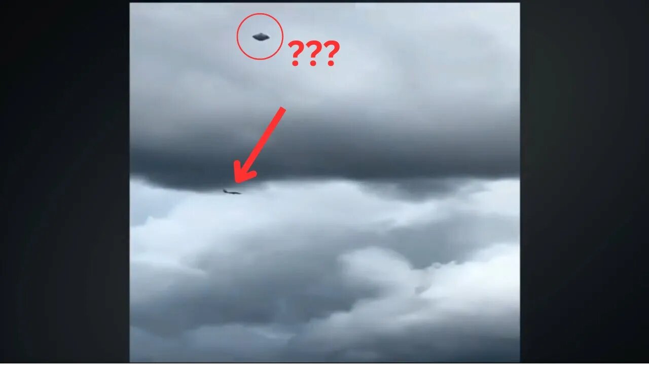 UNKNOWN, Strange , Mysterious things in the Sky again. Watch this before its taken down... #unknown