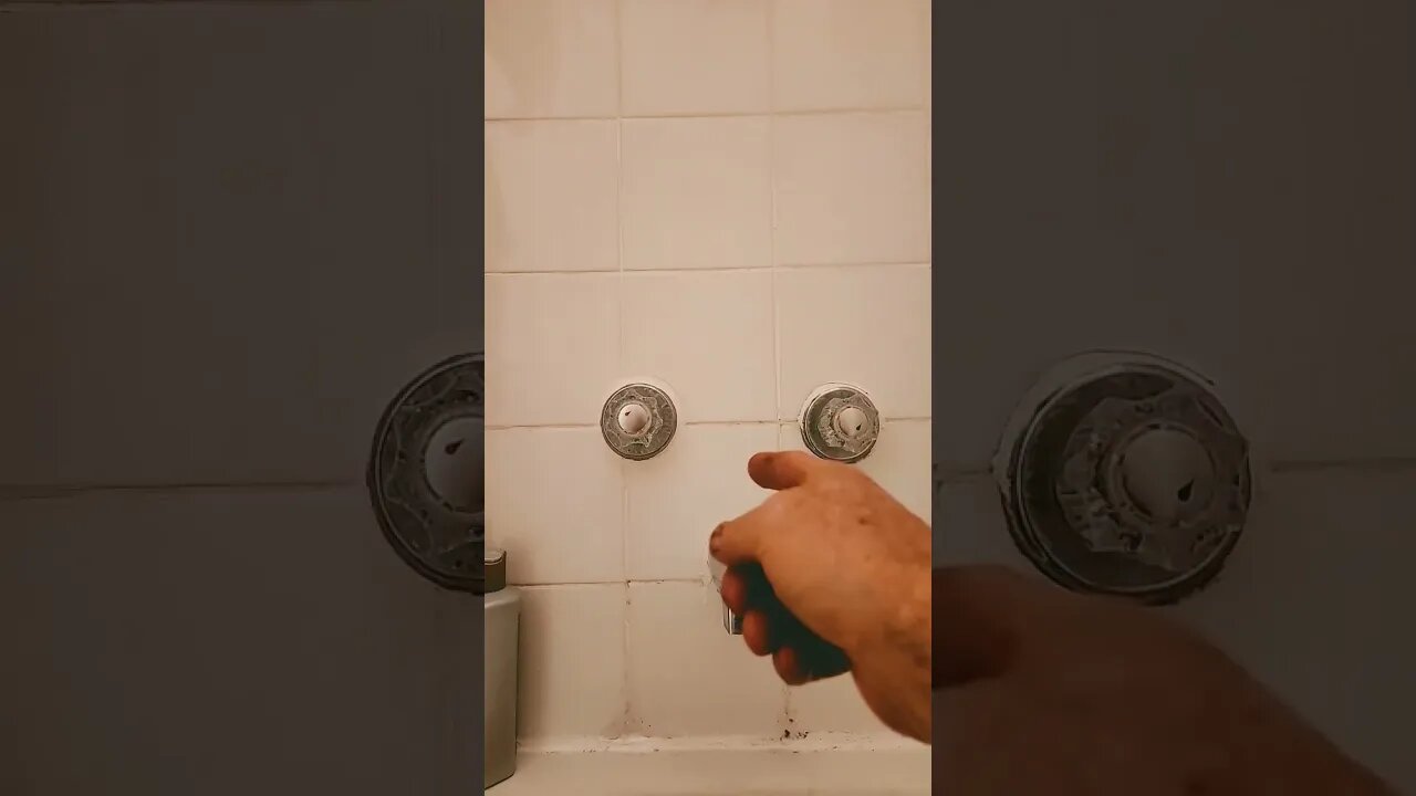 RED BLUE PURPLE RESULT ONE HOSE MIXES PASSAGE NOZZLE SHNOZZLE WORDS WHAT ARE THEY