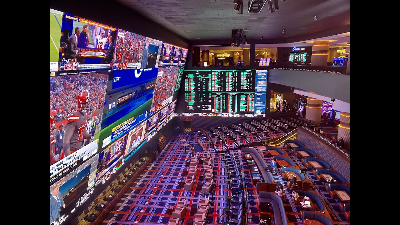 FIRST LOOK: Brian Musburger describes vision behind world's largest sportsbook at Circa