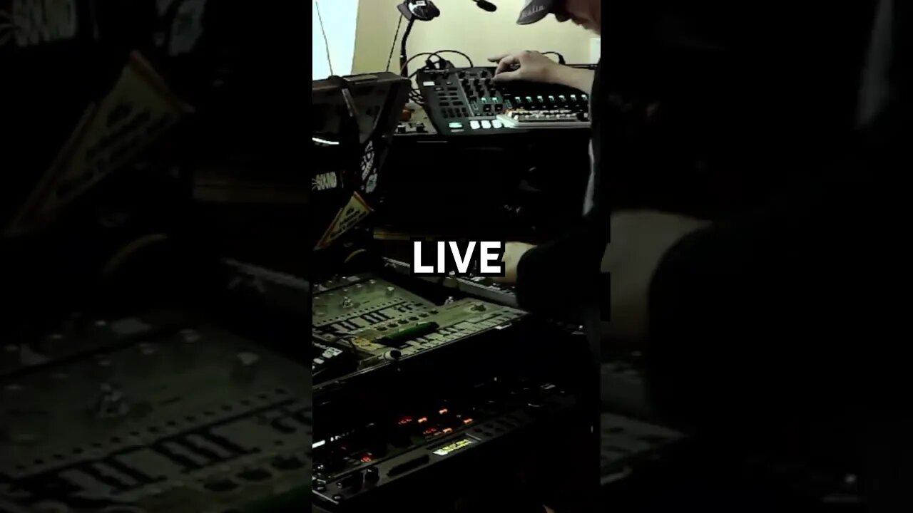 HARDCORE #ACIDTECHNO #uk #techno #ravedump #music #your #gonna #get #yours 777 ๐๐โ๏ธ#peace #Juice๐ฆ