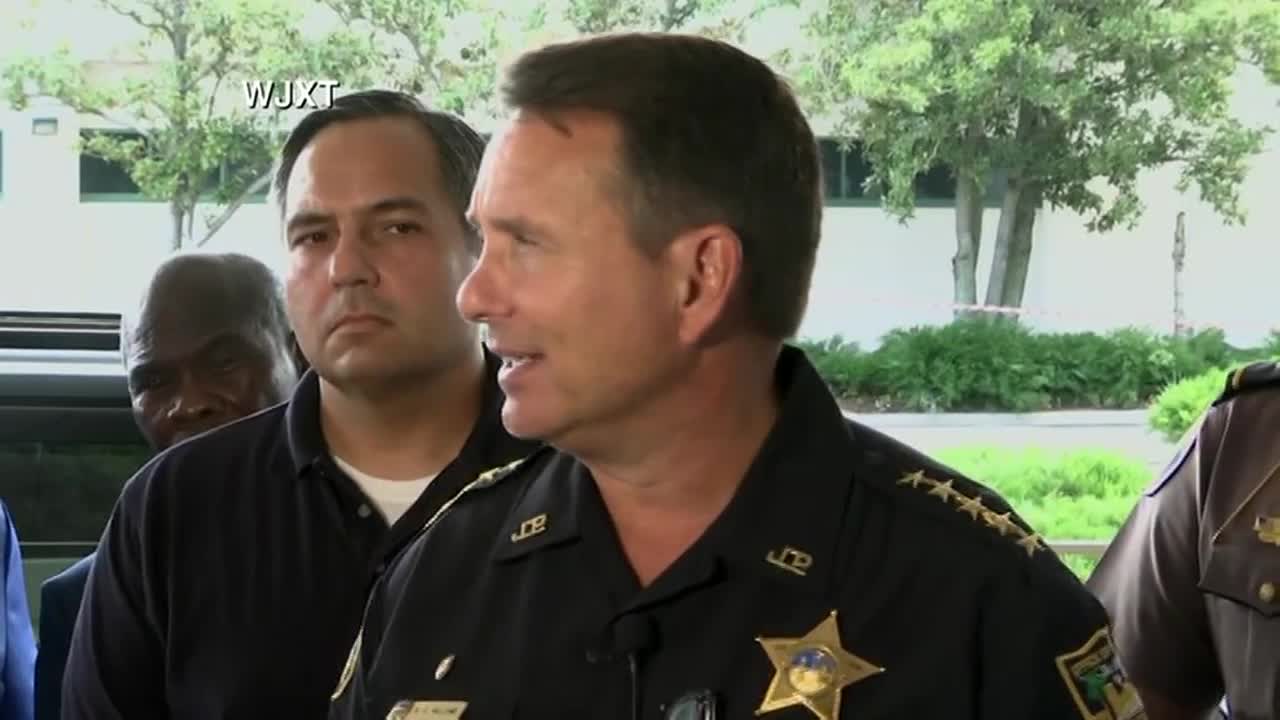 Authorities hold news conference on Florida mass shooting