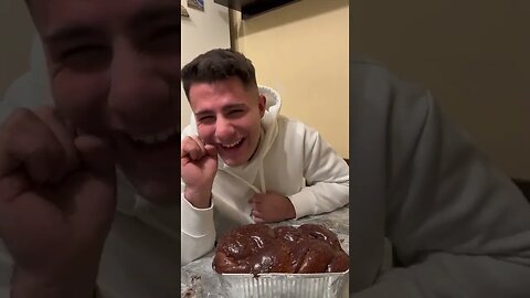 TATI TESTEAZA COZONACUL OGURITAMICA #oguritamica #manciosul #mancare #cozonacogm