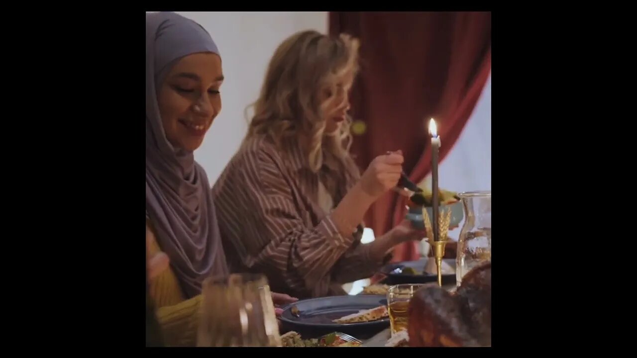 Thanksgiving 2022 | Family Dinner #thanksgiving2022 #shorts #short #food #eating 1 Minute #1