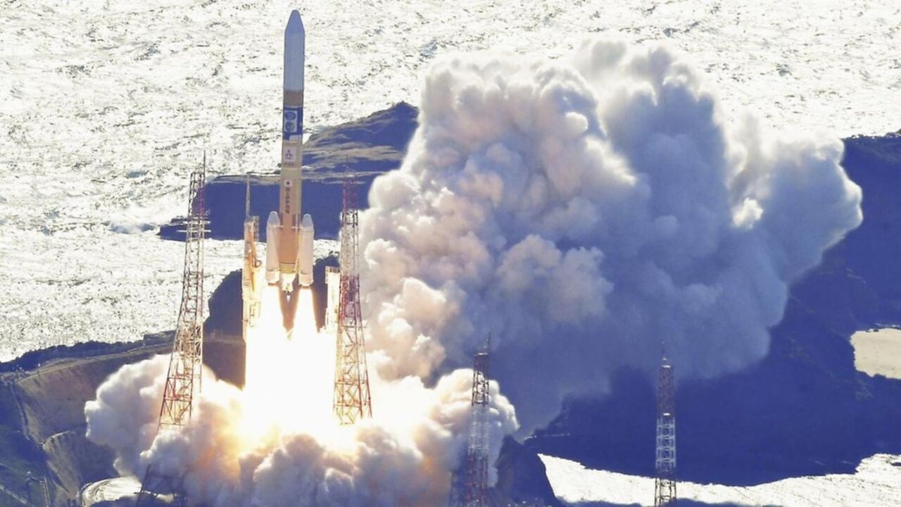 Space: Japan launches rocket into orbit