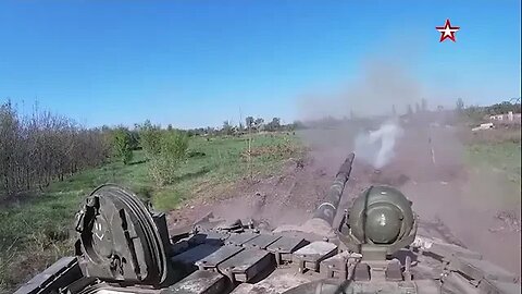firing points of the Armed Forces of Ukraine from T-72B3 tanks in the LPR