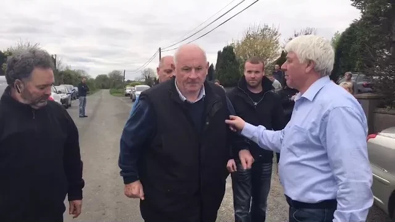 Jim walks the line again👣😊