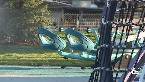 New playground in Boise draws families to Molenaar Park