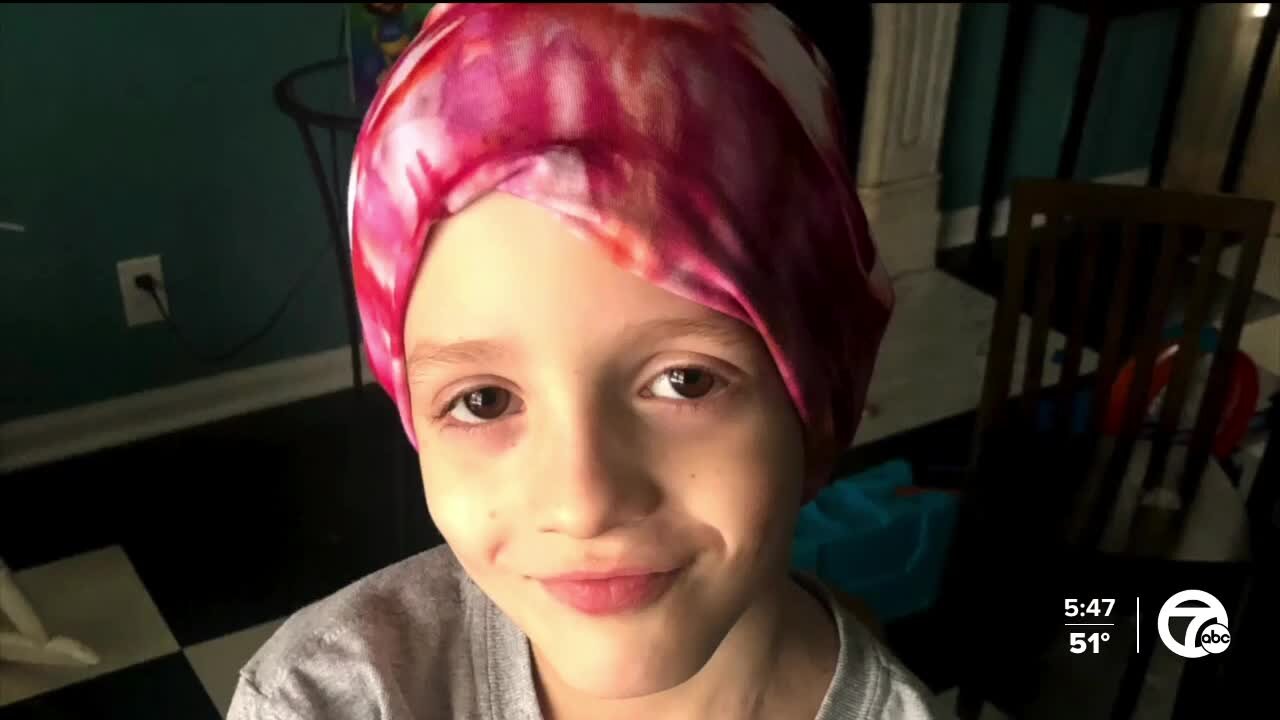 Bran Beanie: Detroit Dye House asks people to come tie-dye beanies for kids with cancer