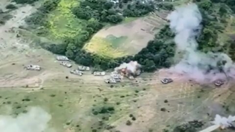 UKRAINE VAPORIZE ANOTHER COLUMN OF RUSSIAN TANKS || 2022