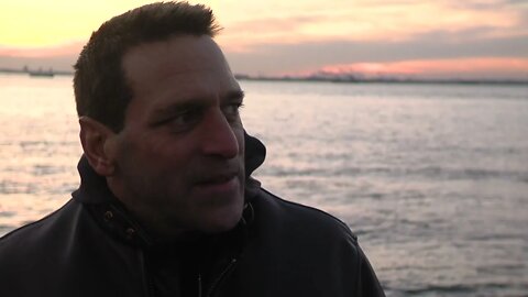 tv pilot I was in over a decade ago. never released - some brief scenes not for heimishe audiences