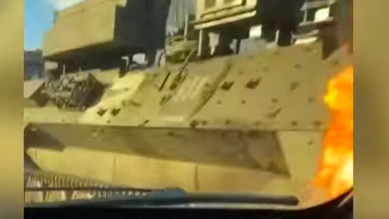 Ukrainian Citizens Attempt Drive-By Attack On A Russian Tank