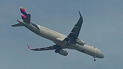 Airbus A321 PT-MXN coming from Guarulhos to Fortaleza
