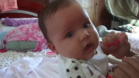 Criança linda bebê - Beautiful baby child - sundar bachcha bachcha - طفل رضيع جميل - Beau bébé enfan