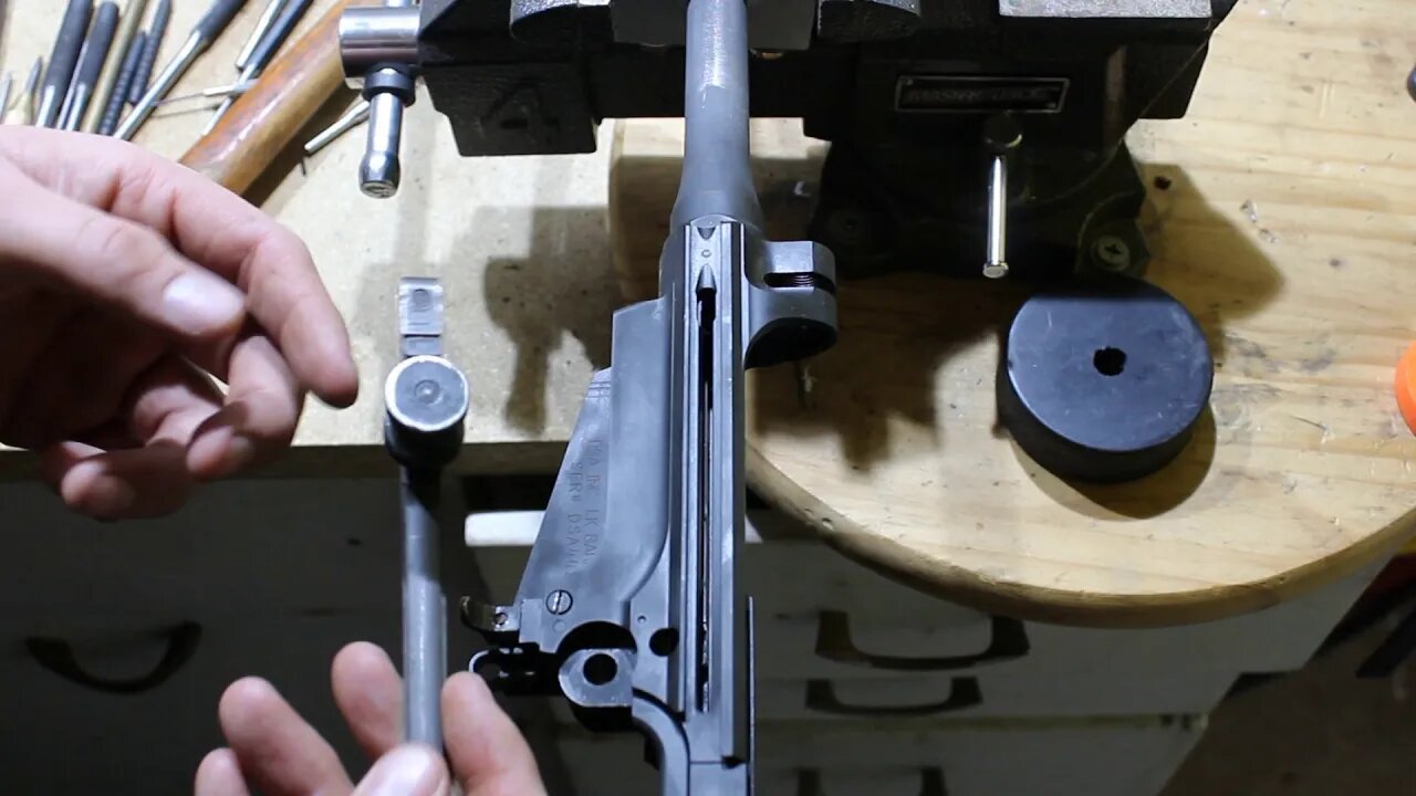 Israeli FAL Build - Part 5 - Charging handle