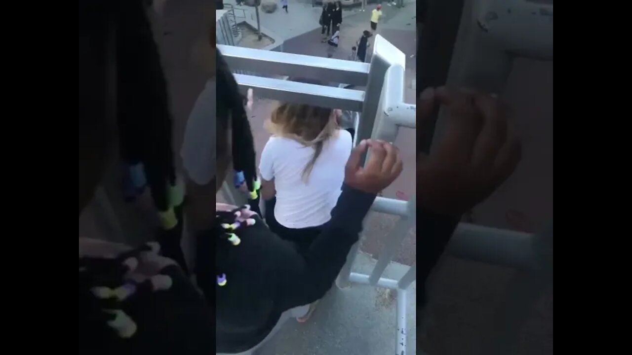 Uma salva de palmas para a lei universal #shorts