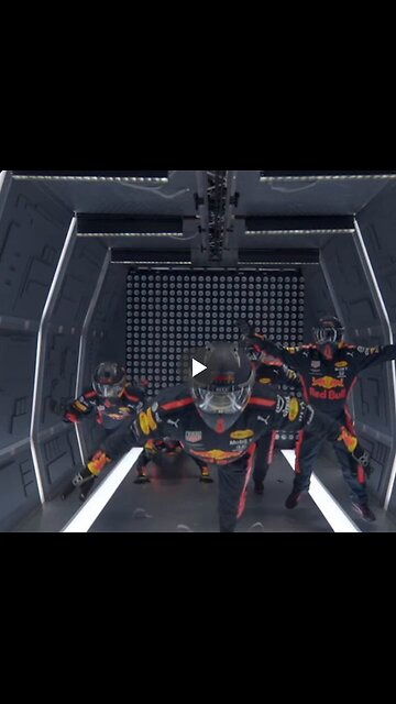 F1 PITSTOP IN ZERO GRAVITY The RedBull team is next-level