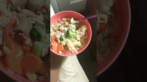 My microwaved "healthy" motel room lunch on Sunday