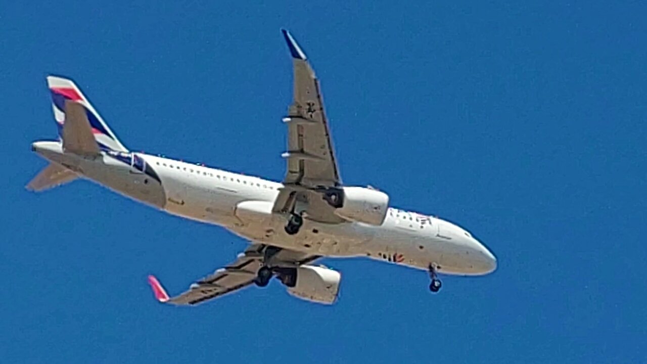 Airbus A320NEO PR-XBA vindo de São Paulo(CGH) para Fortaleza