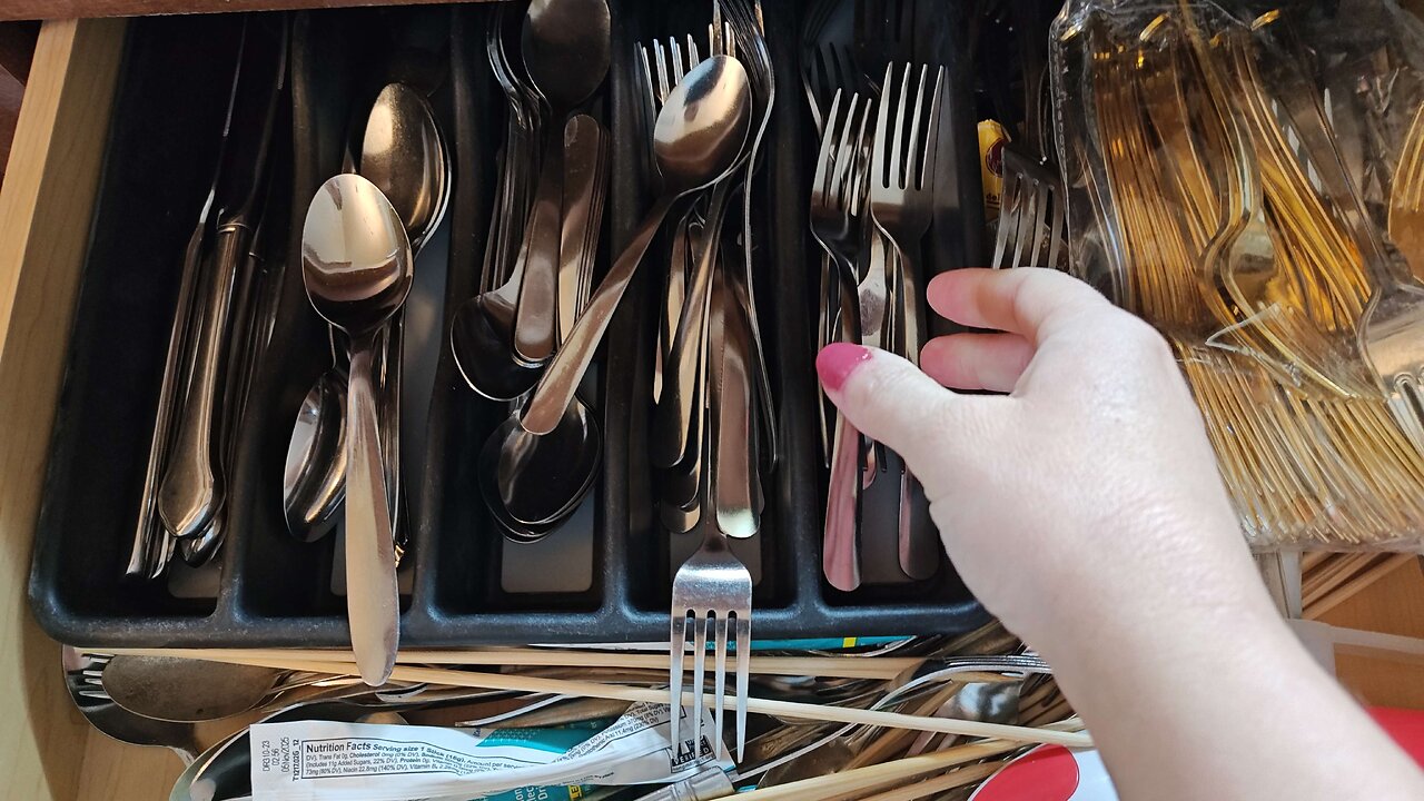 asmr Moving Silver ware around In My Kitchen Drawer