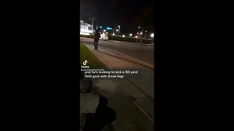 Gang-stalking in Action : The TikTok Edition : The Crippled Gangstalker W/o Captions