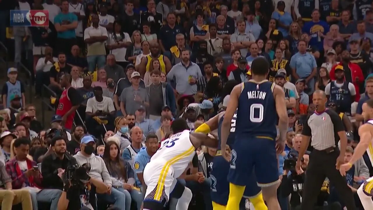 Draymond Green Exits the Game after Getting ELBOWED in the Face