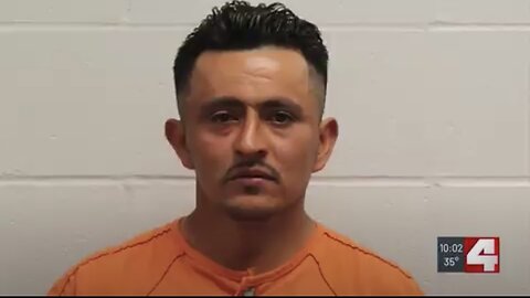 Missouri - Illegal Alien Stabs two People in a Laundromat