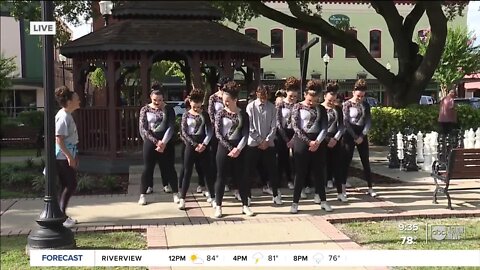 Plant City's Clogging Connection performs live