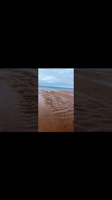Cool patterns in the water at the beach