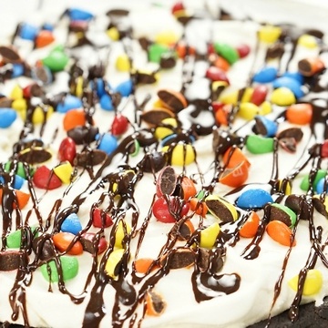 No-Bake Ice Cream Dessert Pizza