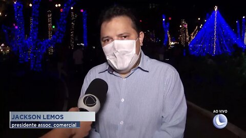 Gov. Valadares: Campanha “Natal Iluminado” teve início a pouco na praça dos Pioneiros