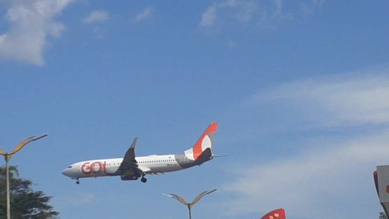 Boeing 737-800 PR-VBF coming from Belém do Pará before to land in Manaus (07/19/2021)