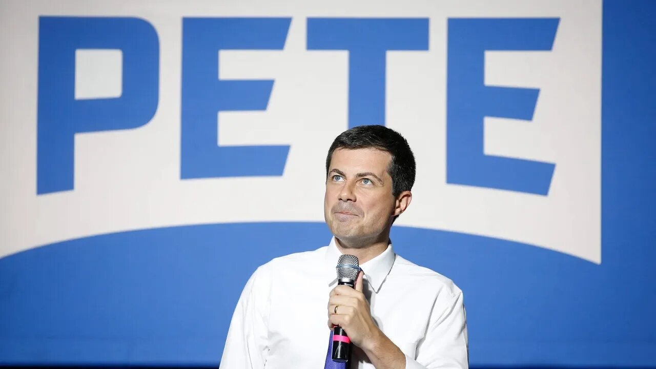 Warren Takes A Swing At Pete. Why Is Pete Buttigieg Hiding His Fundraisers? Pete Looks Bad In Video.