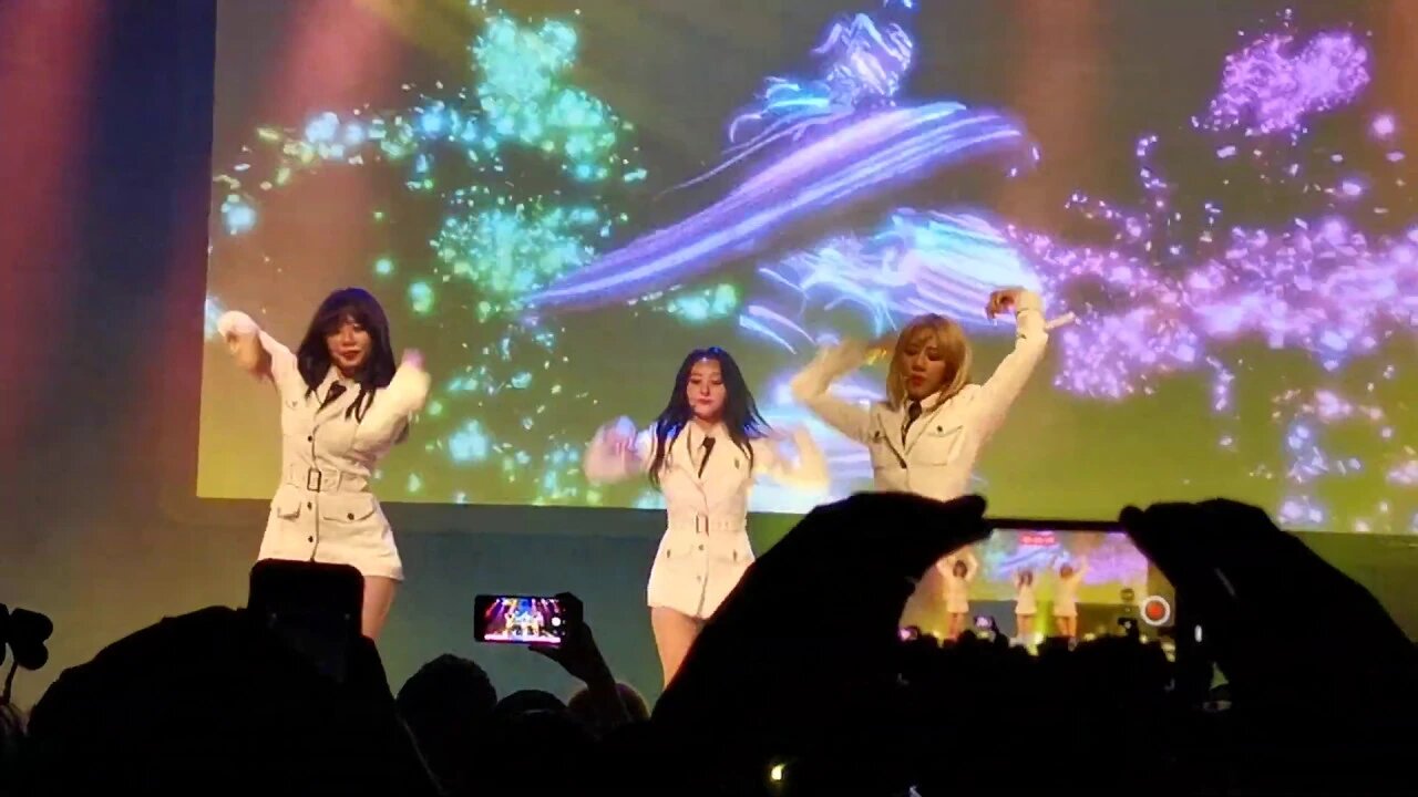 Dreamcatcher in Dallas song Taki-Taki