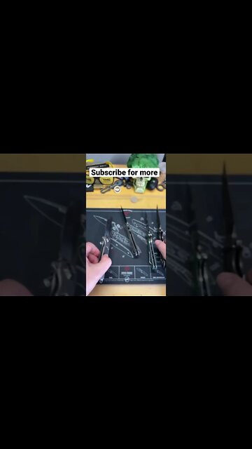 Knife knowledge, early VS late lock up #Shorts #Knives #KnifeLife #Knife #KnifeKnowledge￼￼