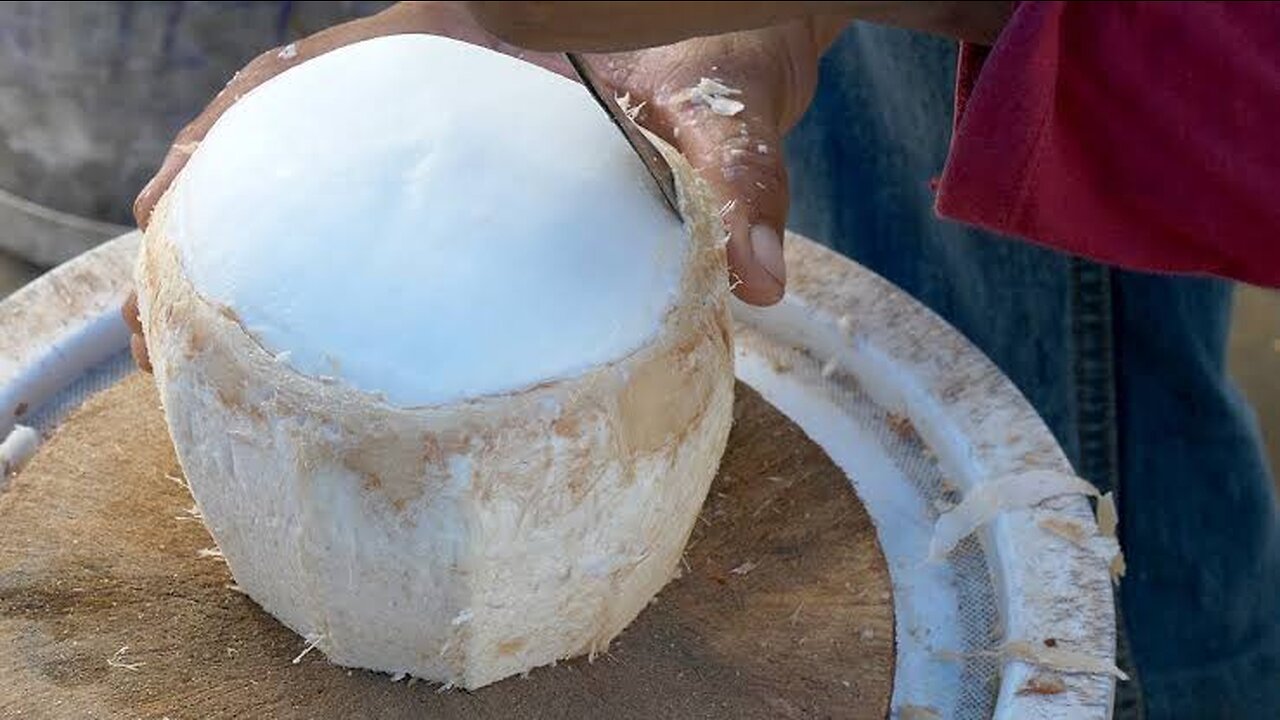amazing coconut cutting skills