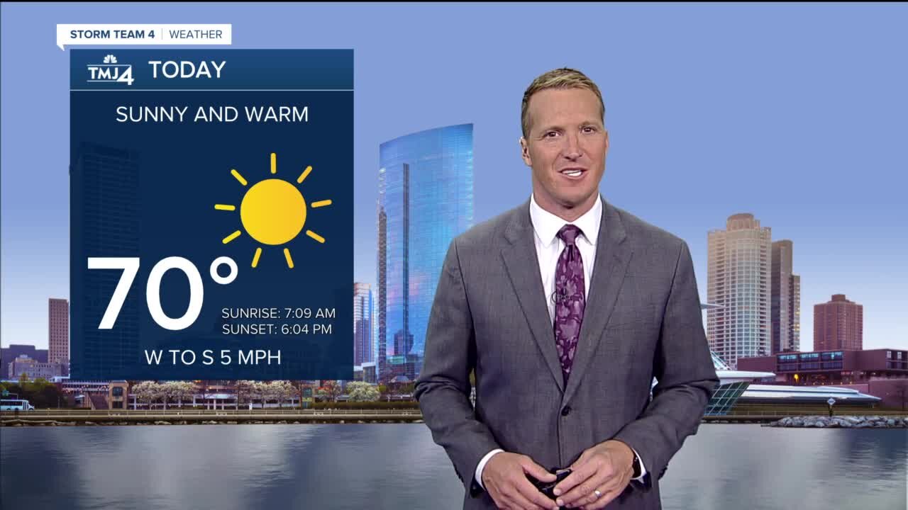 Southeast Wisconsin weather: Sunny and warm fall day Monday