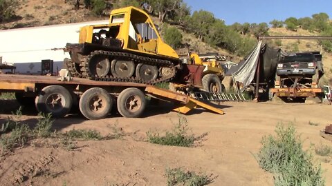 Unloading The Bombardier JW 69 Snowcat (J-5)