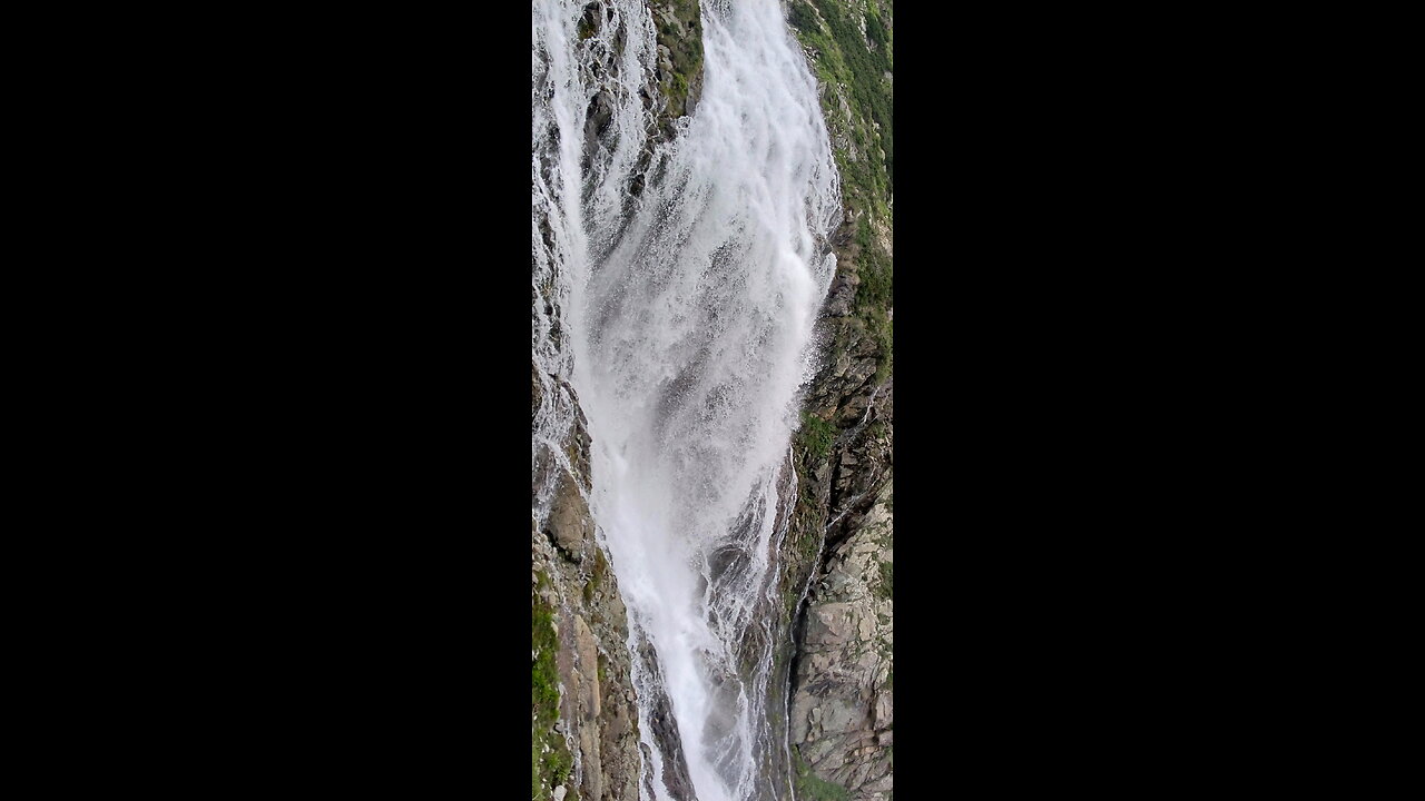 Beauty of the nature //waterfall//Pakistan