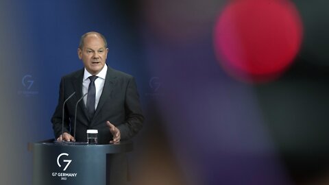 German Government Agrees On Bailout For Energy Supplier