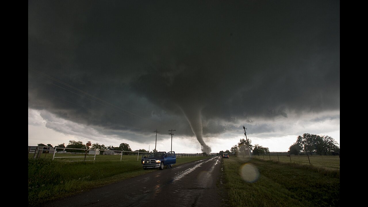 Tornado Caught on Camera